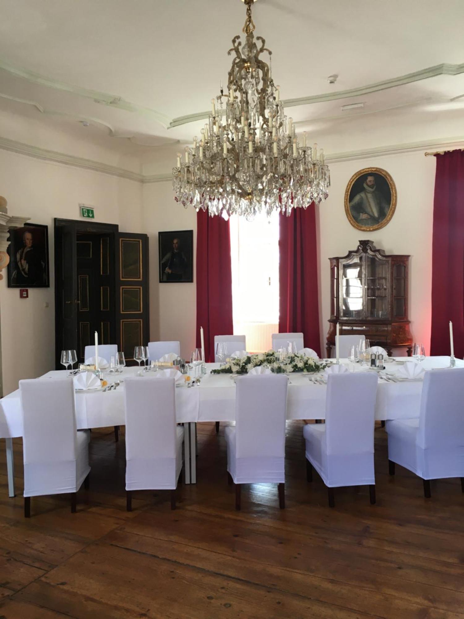 Schlosshotel Mailberg Екстер'єр фото