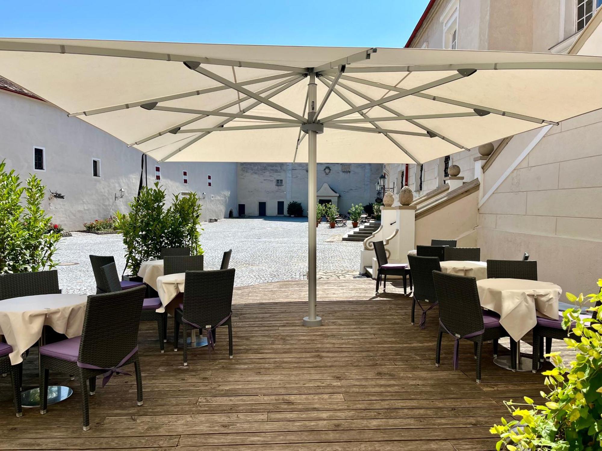 Schlosshotel Mailberg Екстер'єр фото