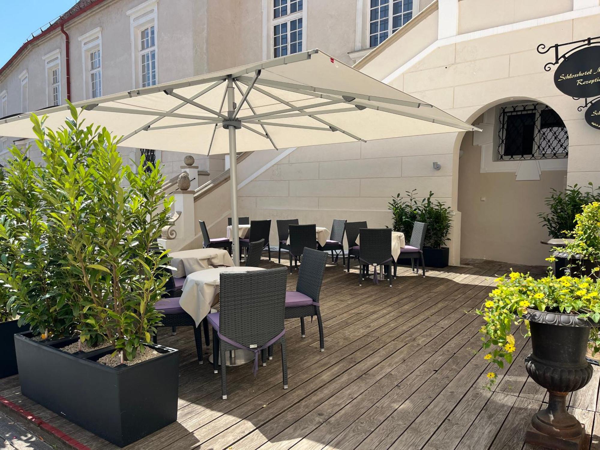 Schlosshotel Mailberg Екстер'єр фото