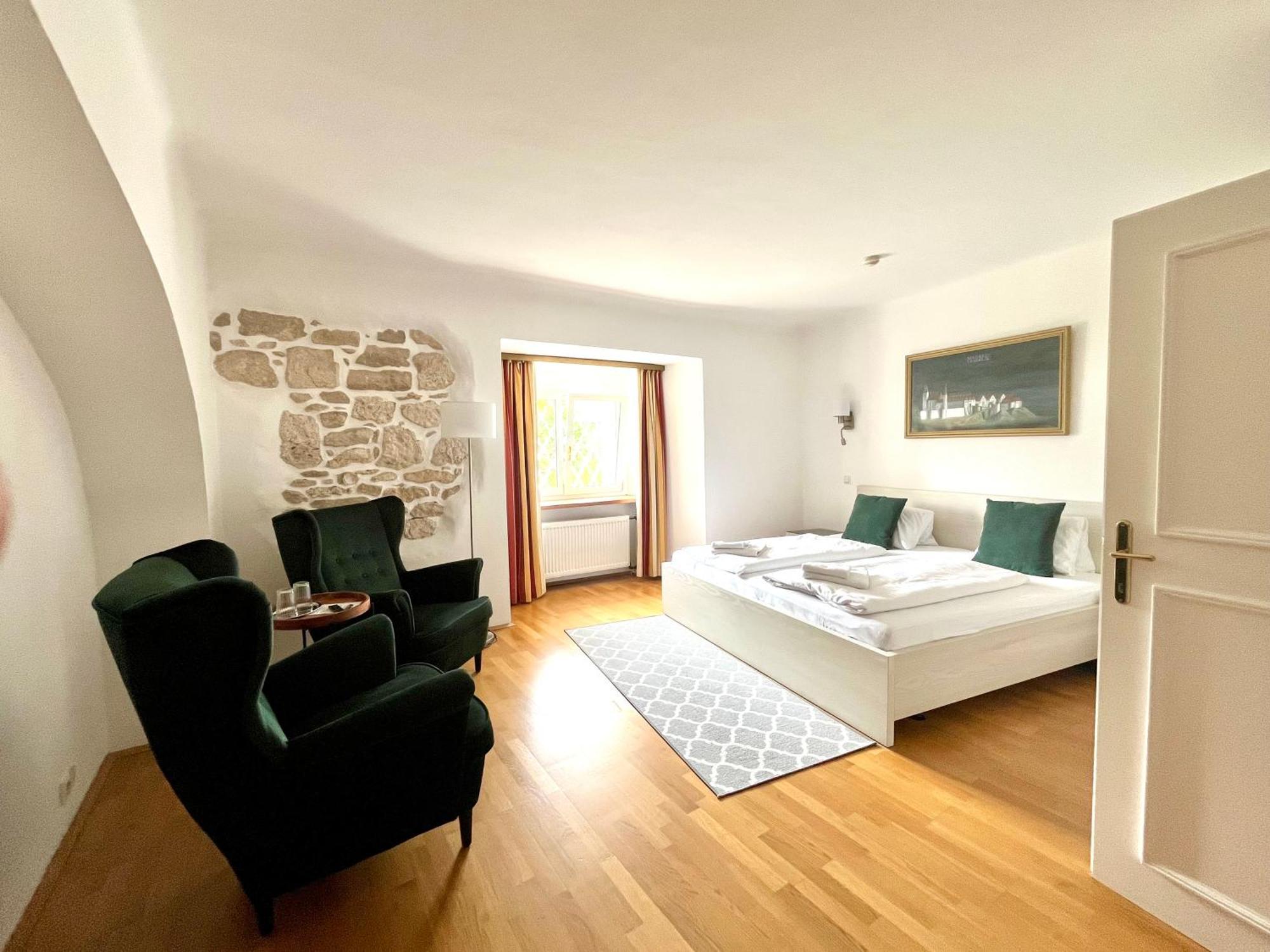 Schlosshotel Mailberg Екстер'єр фото