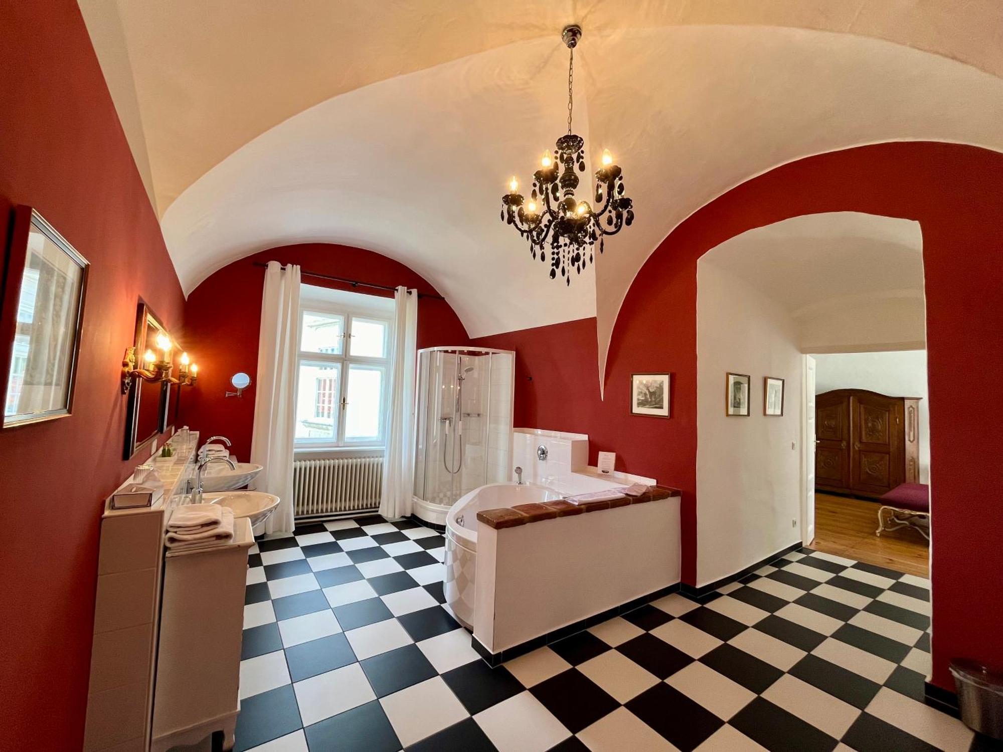 Schlosshotel Mailberg Екстер'єр фото