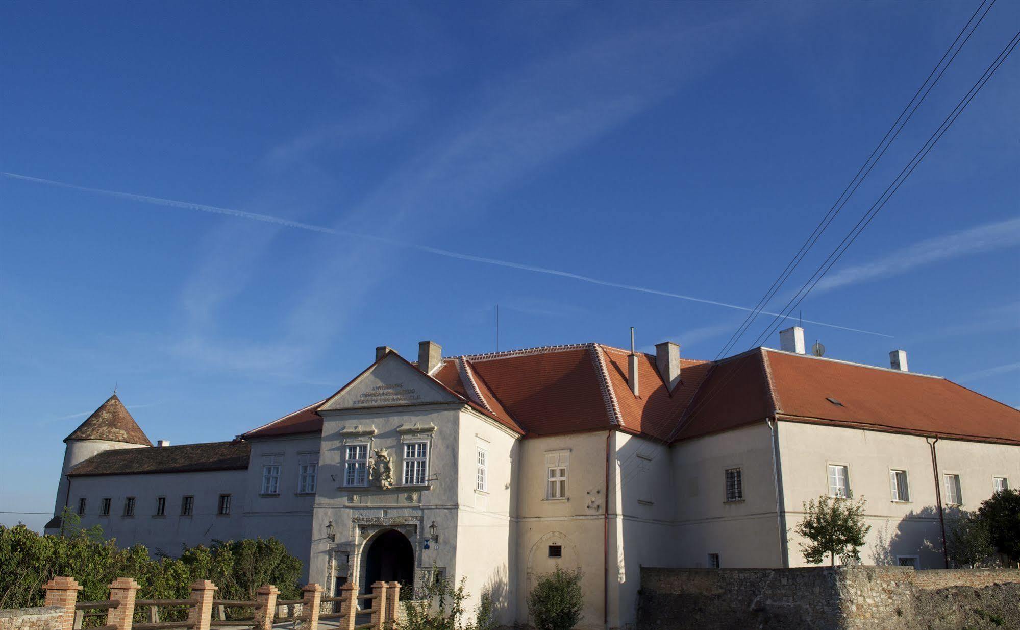 Schlosshotel Mailberg Екстер'єр фото